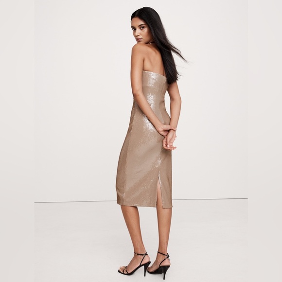 Banana Republic Sequin Strapless Dress. - Picture 2 of 5